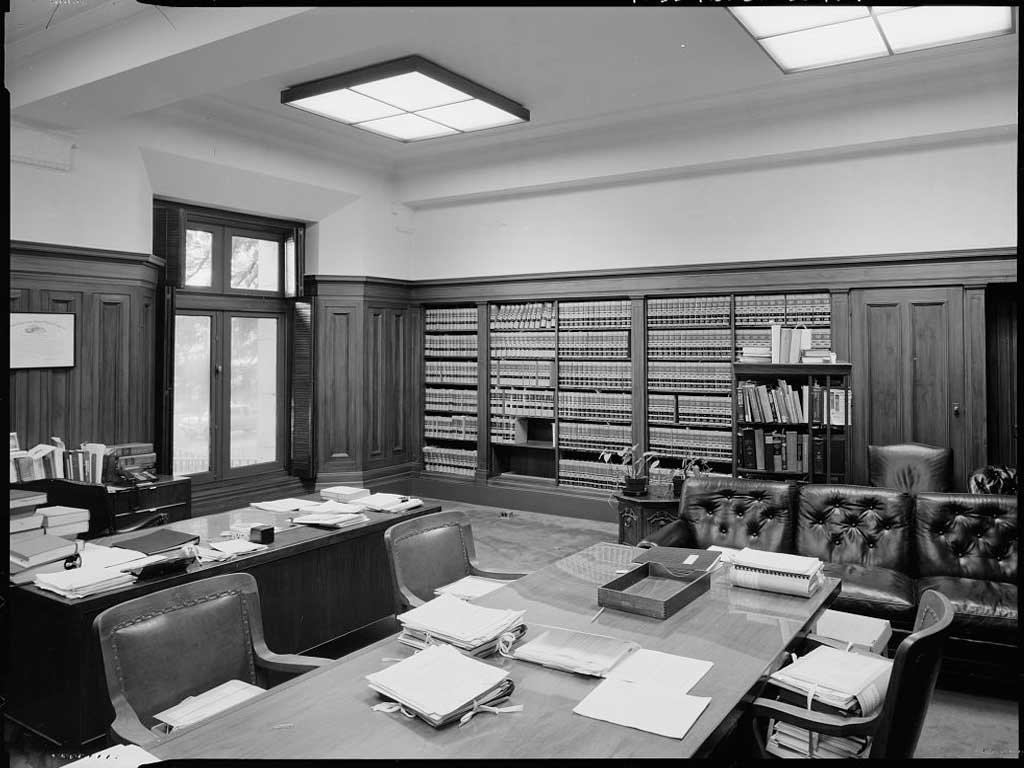 ©_by_congress_library